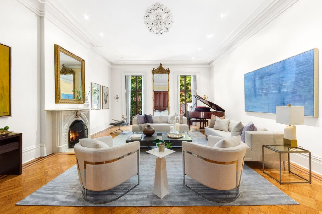 28 West 10th St., Living Room